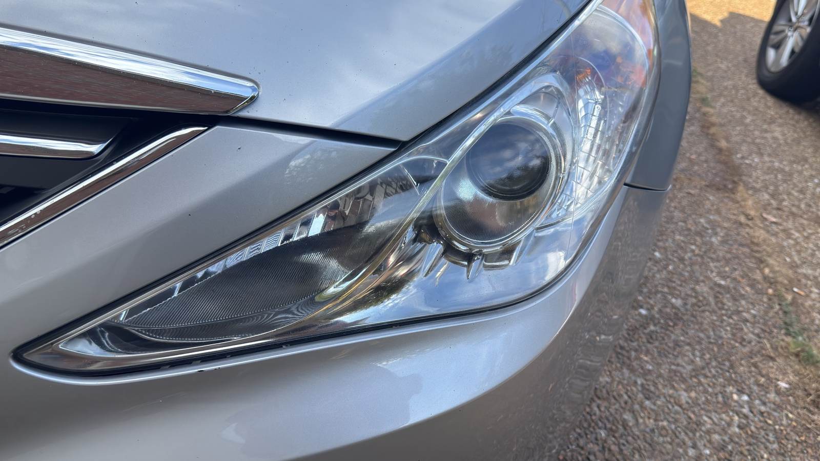 Same Sonata headlight after restoration