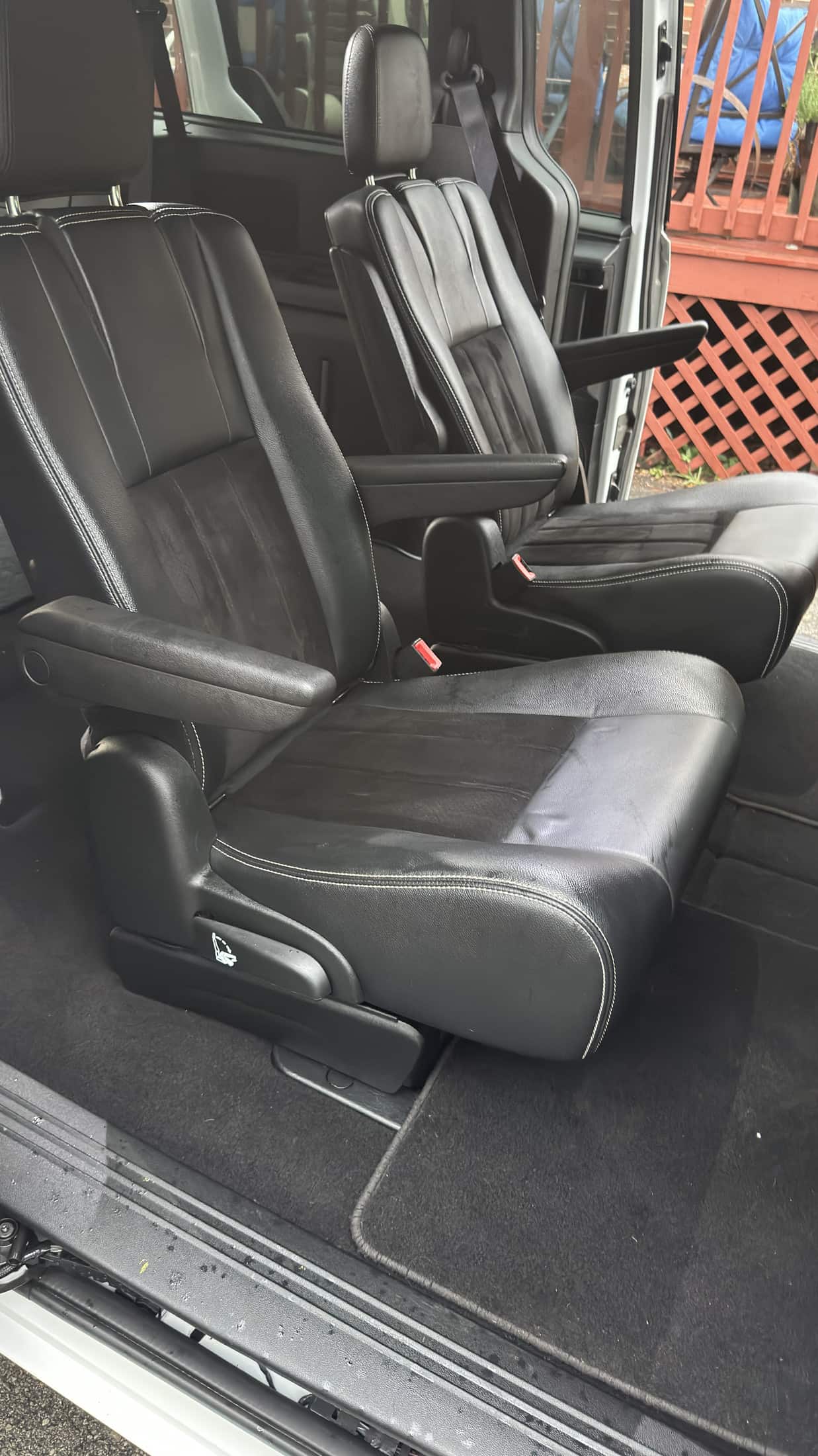Minivan leather seats after cleaning
